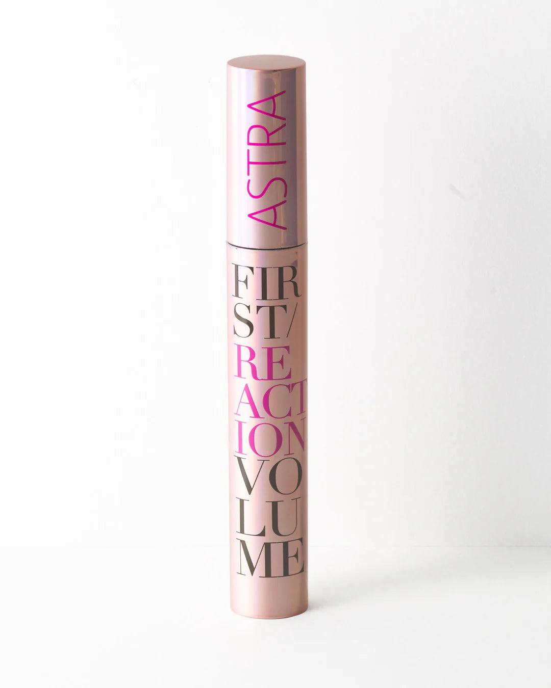 ASTRA - FIRST REACTION VOLUME MASCARA - Mascara Volumizzante Lunga Durata